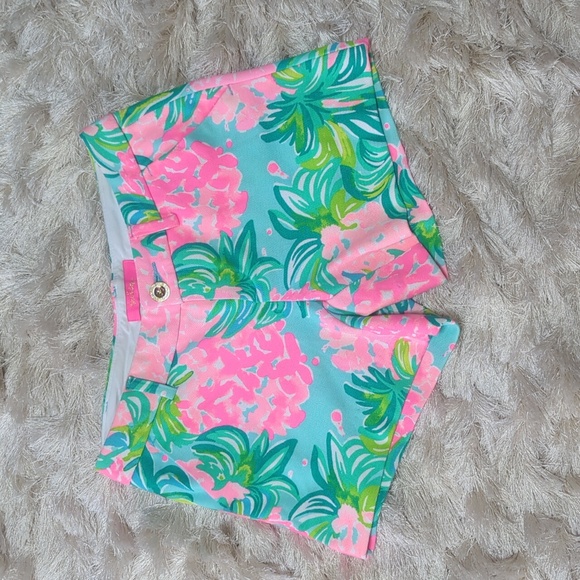 Lilly Pulitzer Pants - Lilly Pulitzer 5" Callahan Pink Blue Shorts Pineapple Shake Shorts 00